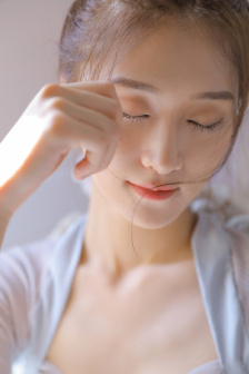 染红的街道ova